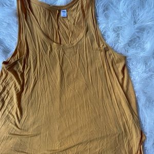 Set of 2 old navy tank tops